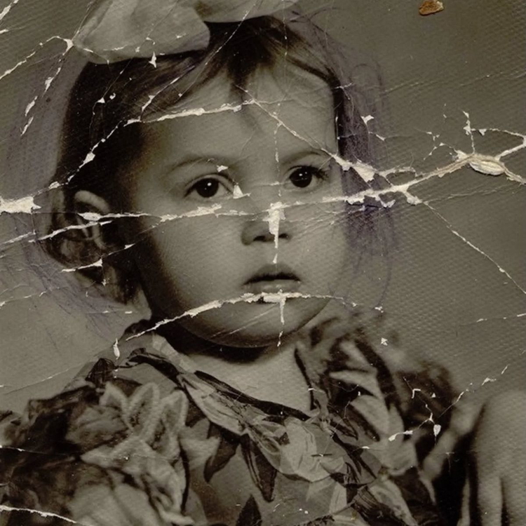 Black and white portrait before AI colorization