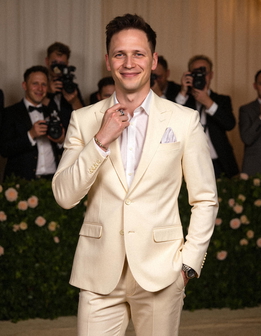 male photoshoot headshot male photoshoot headshot