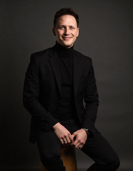 male photoshoot headshot male photoshoot headshot