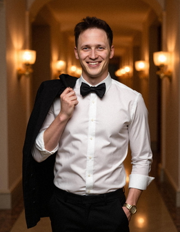 female photoshoot headshot female photoshoot headshot