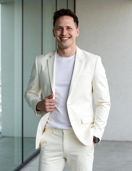 female photoshoot headshot female photoshoot headshot